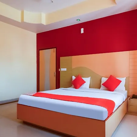Hotel Samar Palace Near Sodala Vivek Vihar Metro Station-2